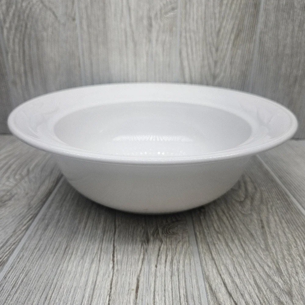 Vintage Corning Casual Elegance White Flora Casserole Serving Bowl 10